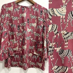 World Market Novelty Antelope Print Top Oversized Belle sleeves mauve S/M
